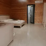 Hotel Kompleksi Algedi *