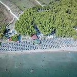 Kompleksi Algedi Hotel Zvernec