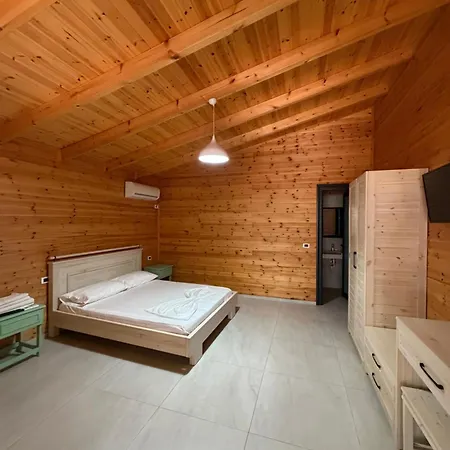 Hotel Kompleksi Algedi *
